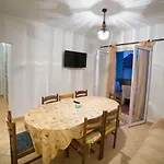 Apartament Sanic 518 *